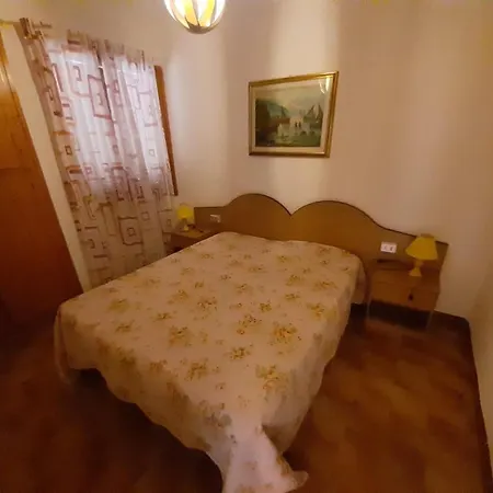 Apartment Marineledda *