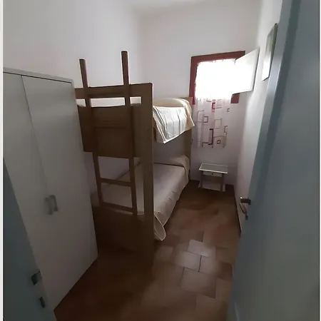 Marineledda Apartment *