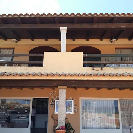 Apartment Marineledda *
