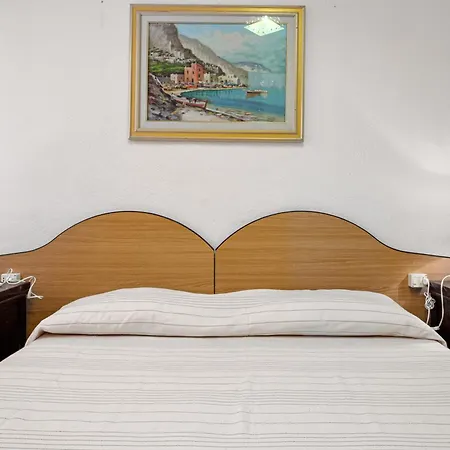 Apartamento Marineledda *